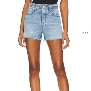 Jules Super High Rise Vintage Short in Dume Cove
GRLFRND size 28 (NEW with tags)